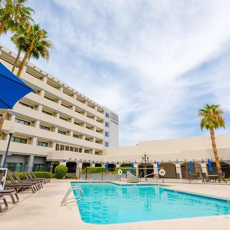 Four Points By Sheraton Phoenix South Mountain Exteriör bild