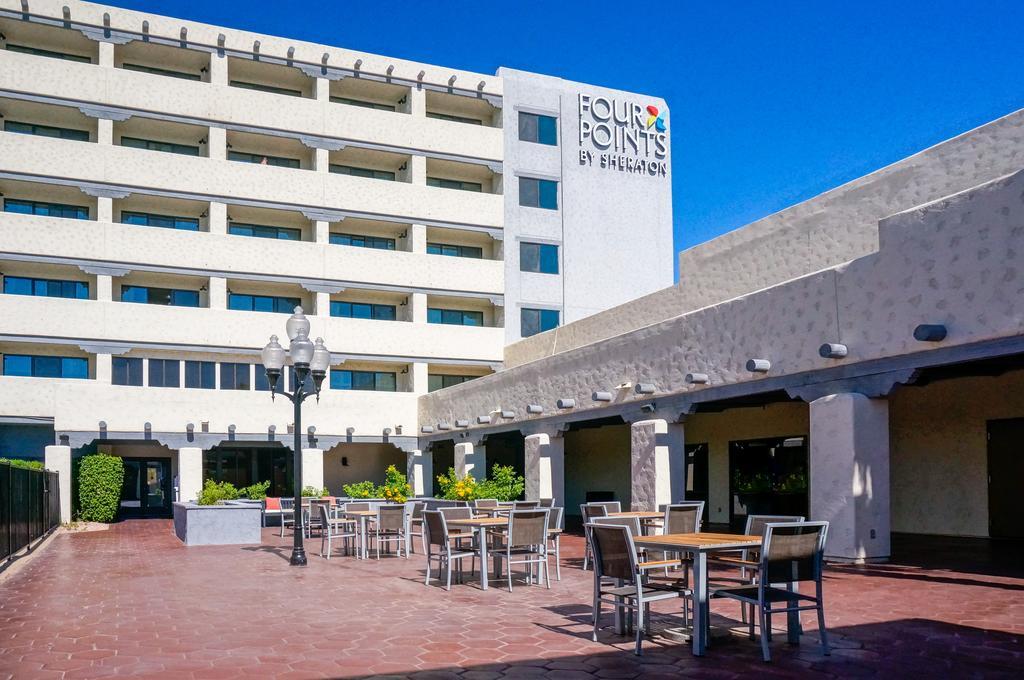Four Points By Sheraton Phoenix South Mountain Exteriör bild