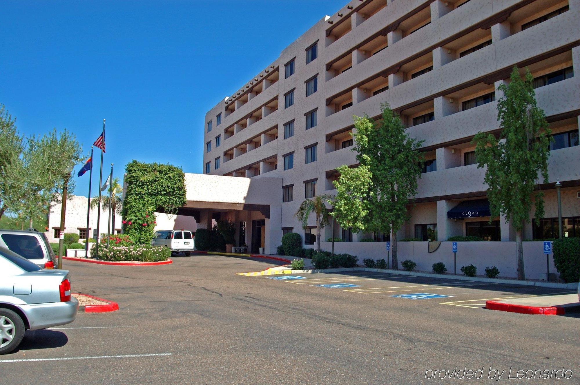 Four Points By Sheraton Phoenix South Mountain Exteriör bild