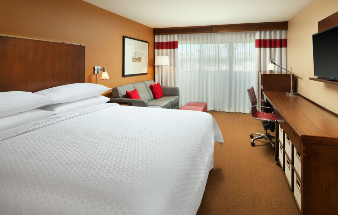 Four Points By Sheraton Phoenix South Mountain Exteriör bild