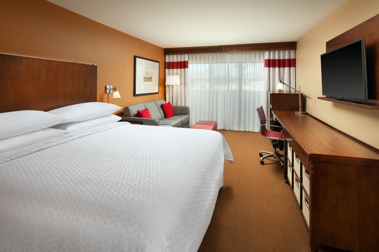 Four Points By Sheraton Phoenix South Mountain Exteriör bild